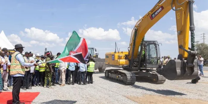 Ruto unveils Ksh23B road investment for Kisumu during Nyanza tour Ruto unveils Ksh23B road investment for Kisumu during Nyanza tour